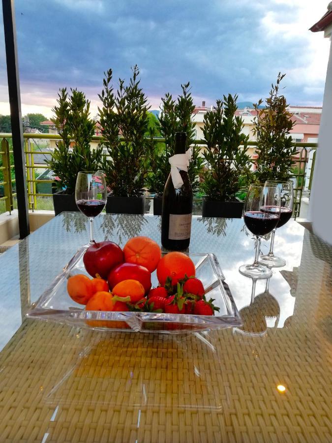 Onar Luxury Apartment Néa Péramos Dış mekan fotoğraf