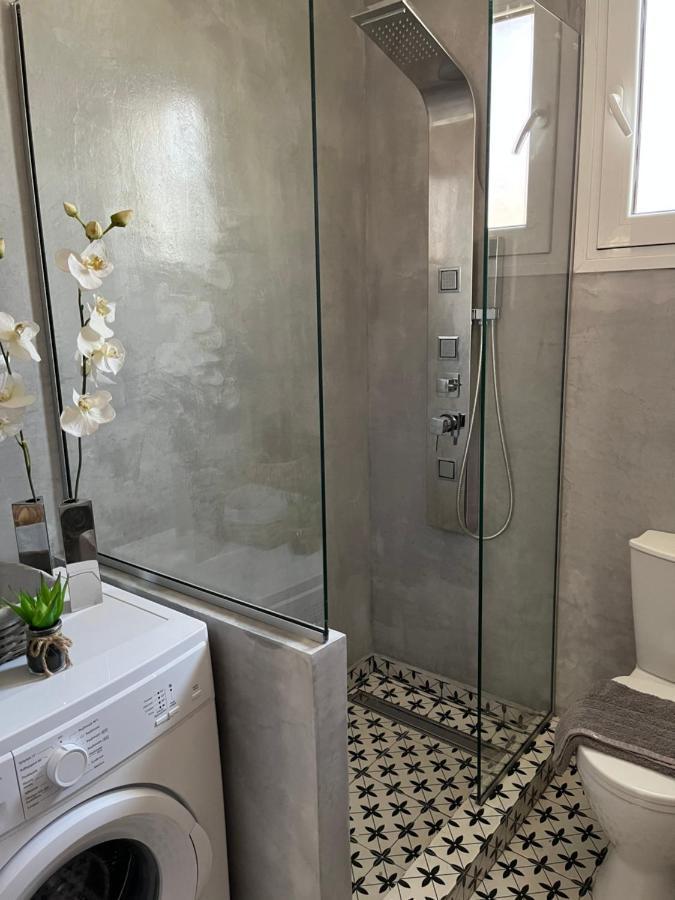 Onar Luxury Apartment Néa Péramos Dış mekan fotoğraf